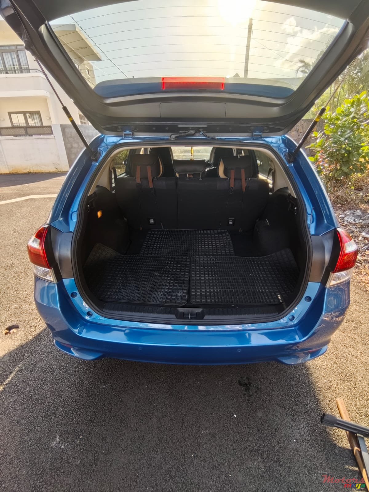 2018' Toyota Fielder photo #4