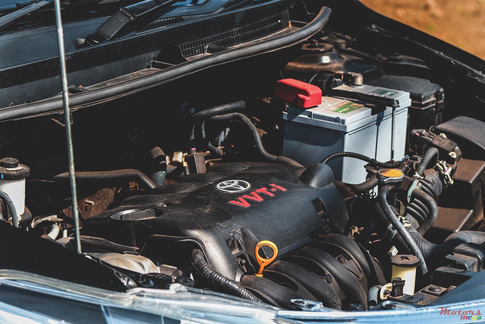 2016' Toyota Yaris photo #4