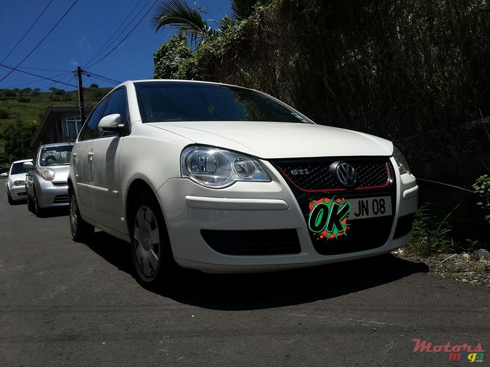 2008' Volkswagen Polo 9n6 photo #1