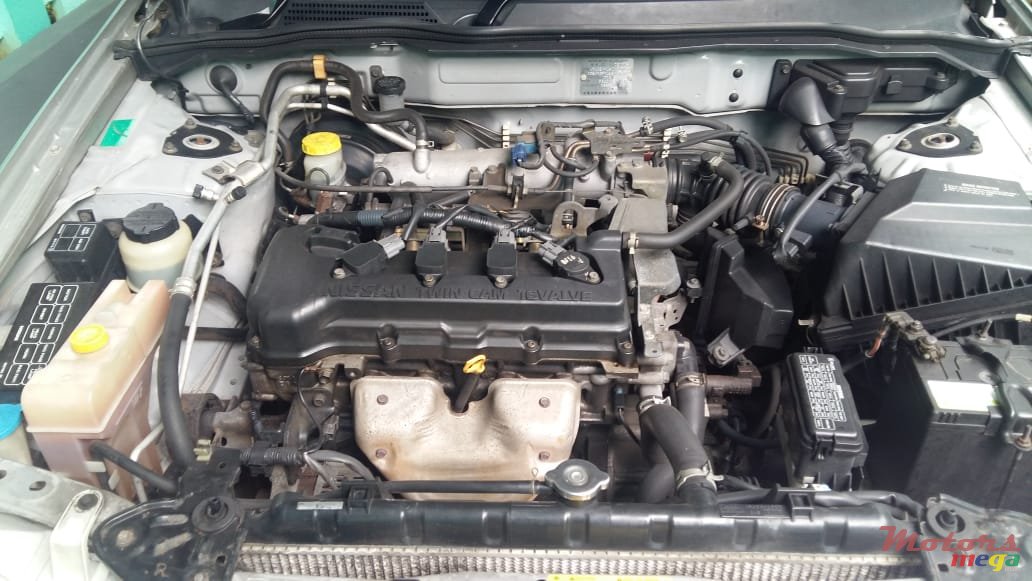 2006' Nissan Sunny photo #5