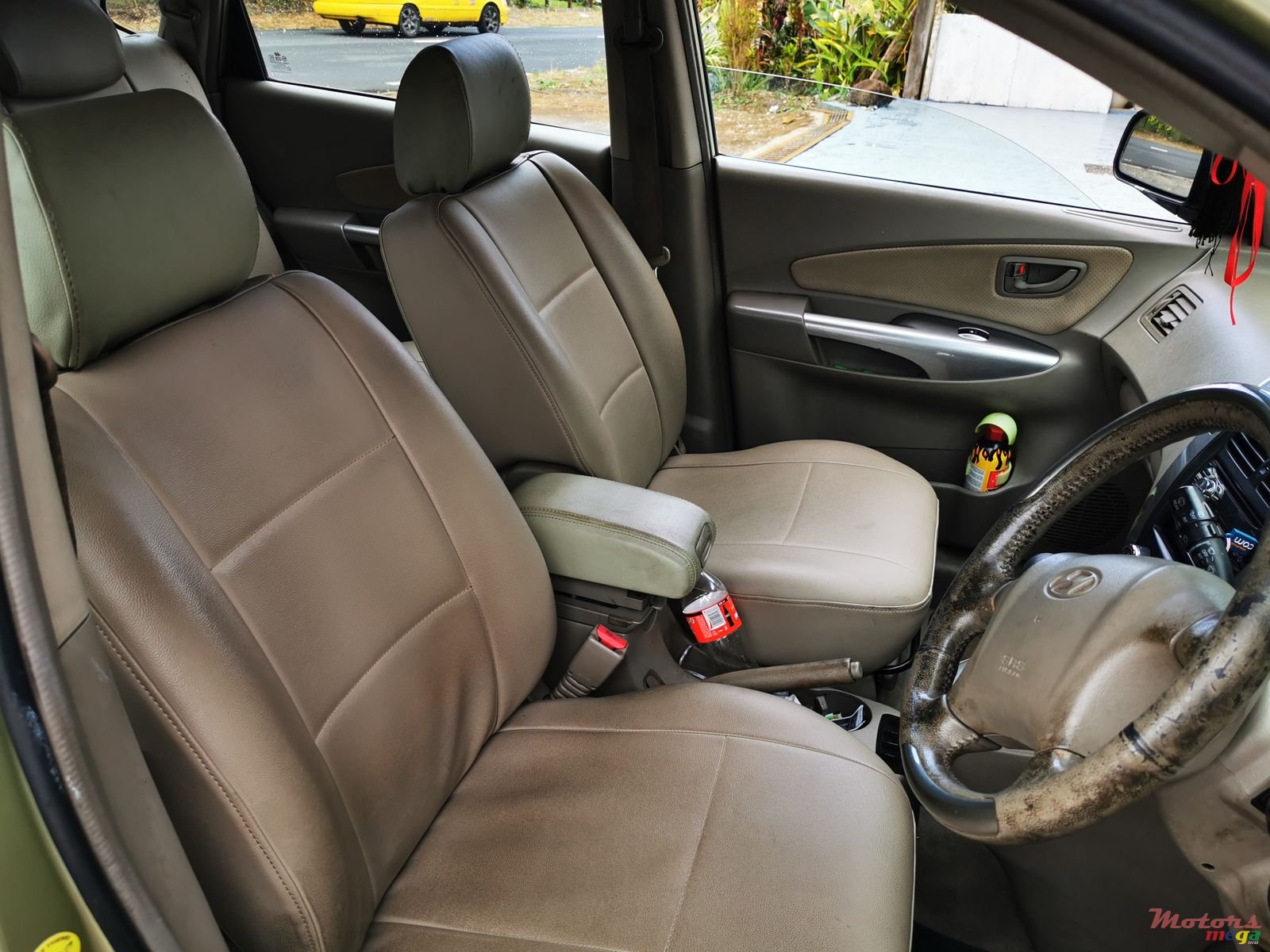 2005' Hyundai Tucson photo #2