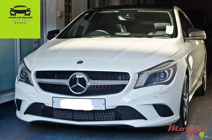 2013' Mercedes-Benz CLA 180 photo #1