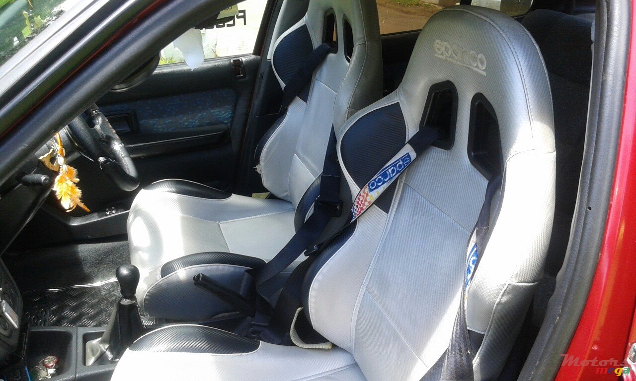 1996' Peugeot 306 Hatch back photo #6