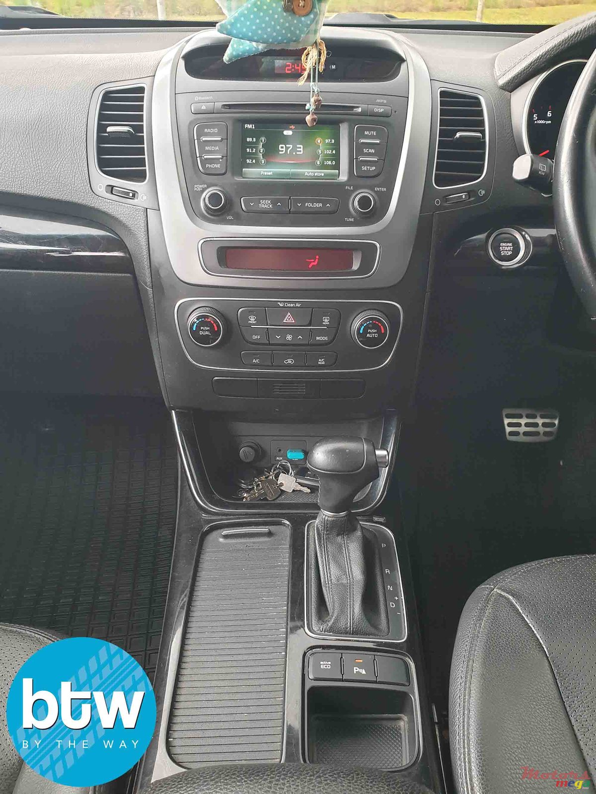 2014' Kia Sorento CRDI AWD photo #5