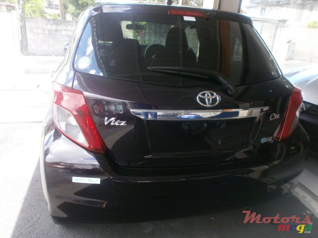 2013' Toyota Yaris Verso Vitz CIEL photo #3