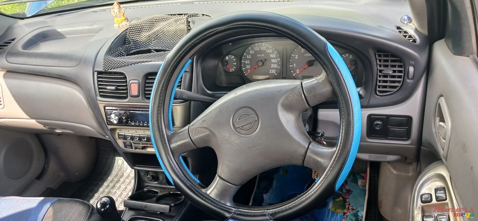 2002' Nissan Sunny photo #5
