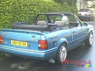 1990' Ford Escort Genuine photo #3