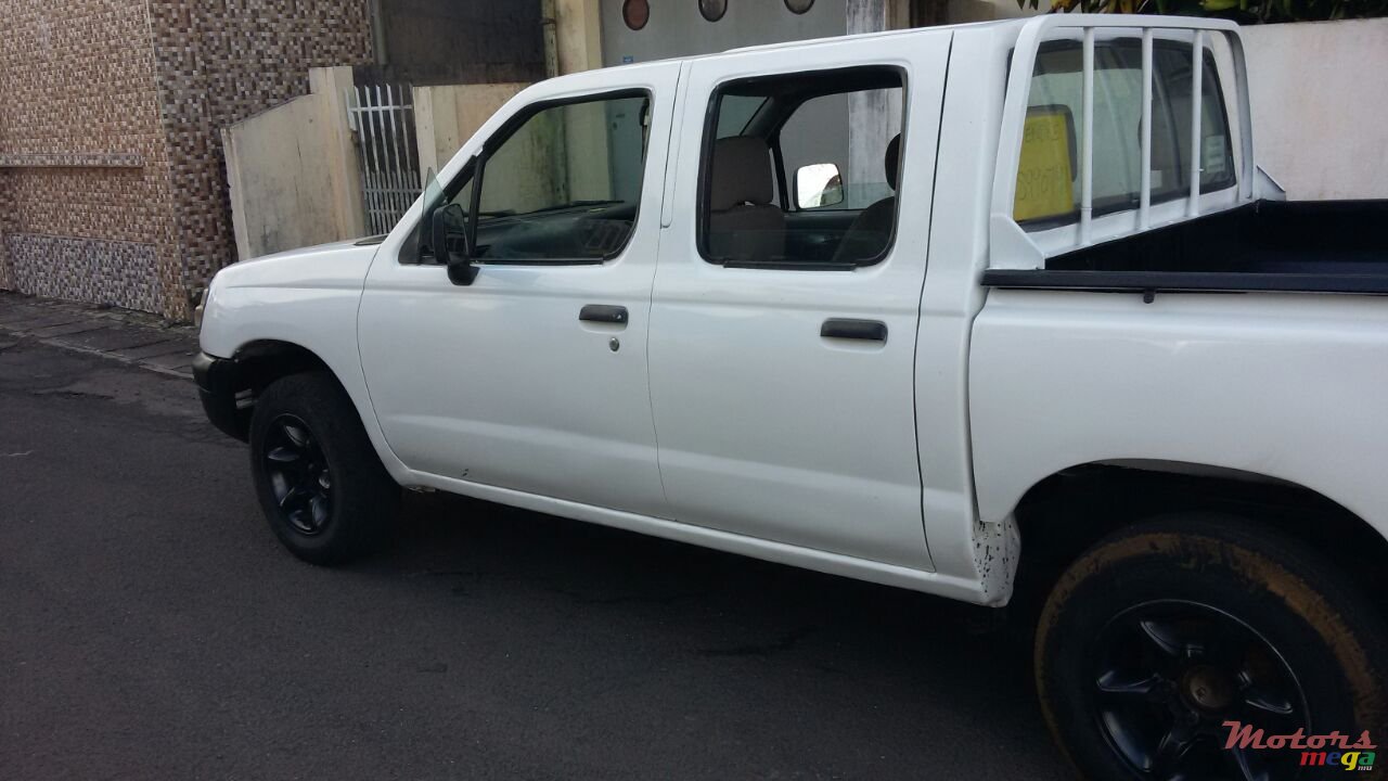 1997' Nissan Hardbody photo #5