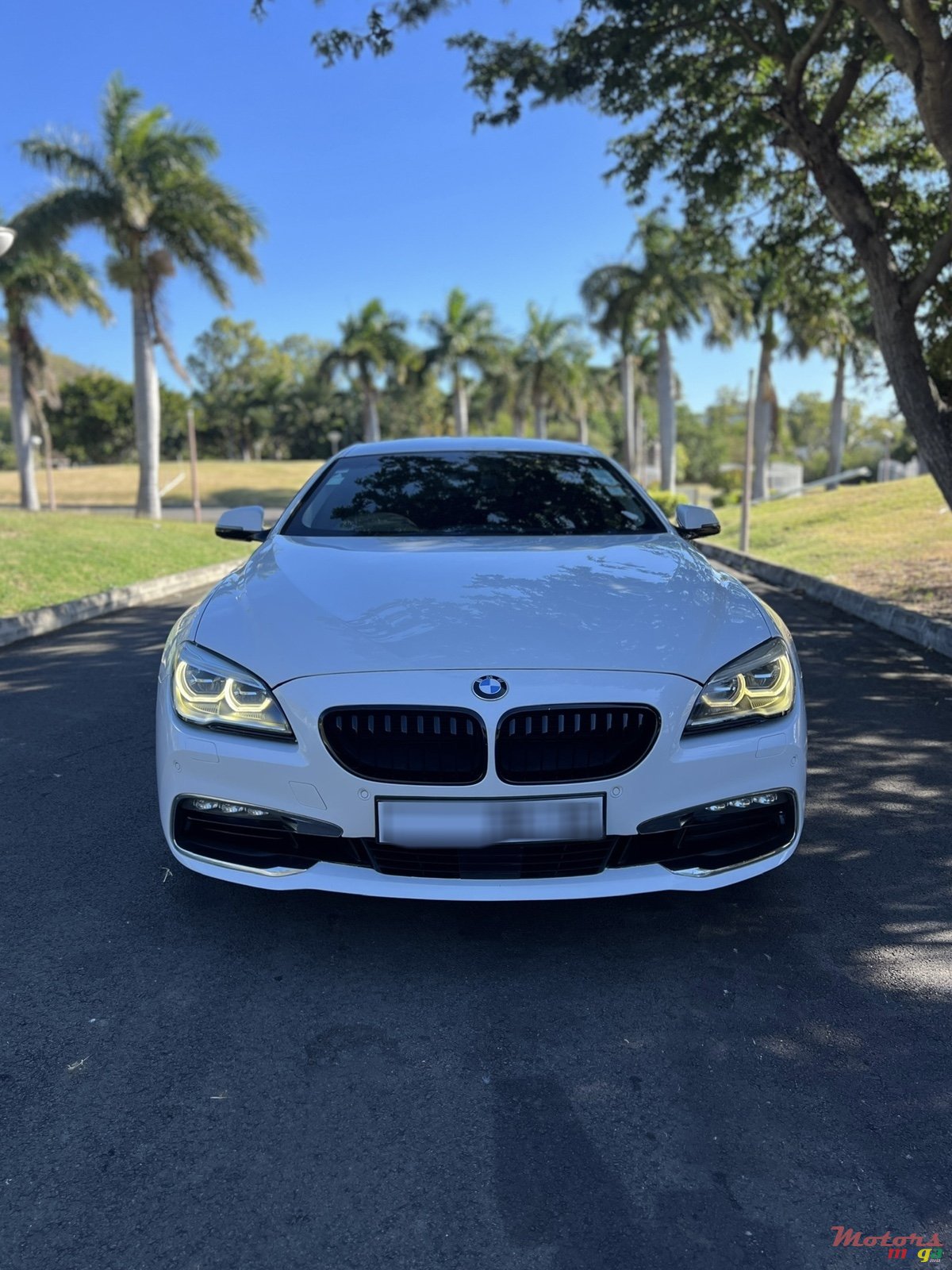 2016' BMW 6 Series photo #1