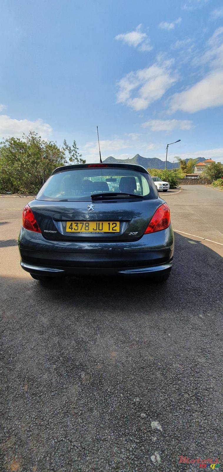 2012' Peugeot 207 photo #2