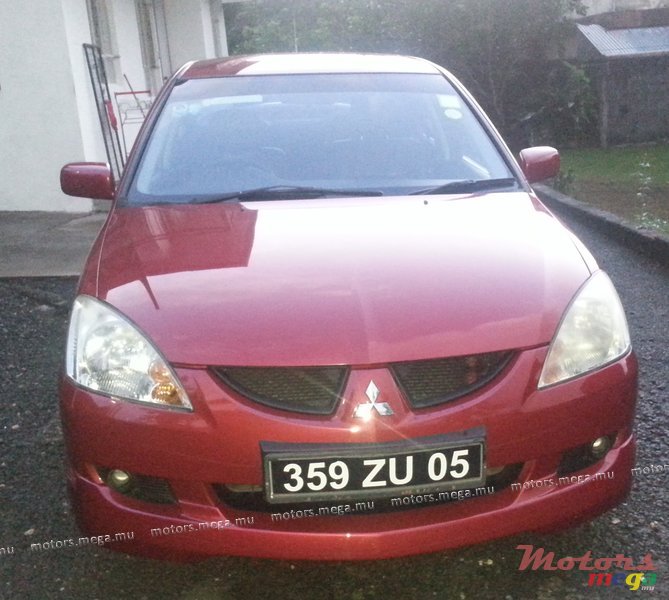 2005' Mitsubishi GLX photo #1