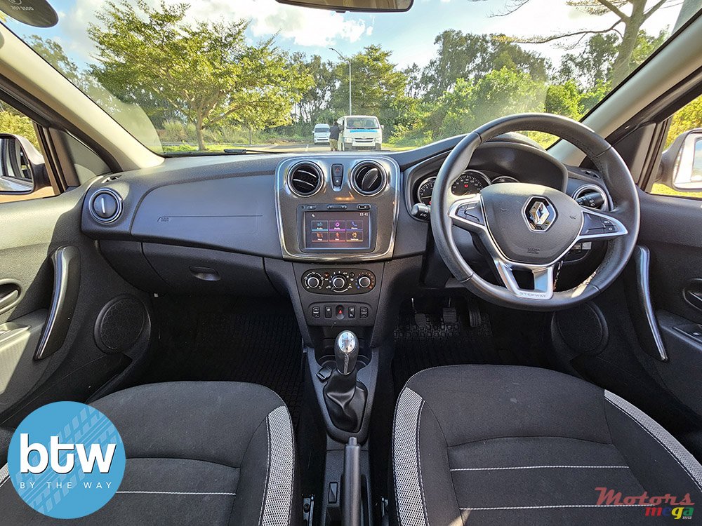 2018' Renault Sandero StepWay photo #5