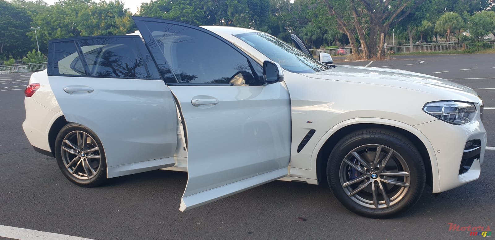 2020' BMW X4 i20 photo #5