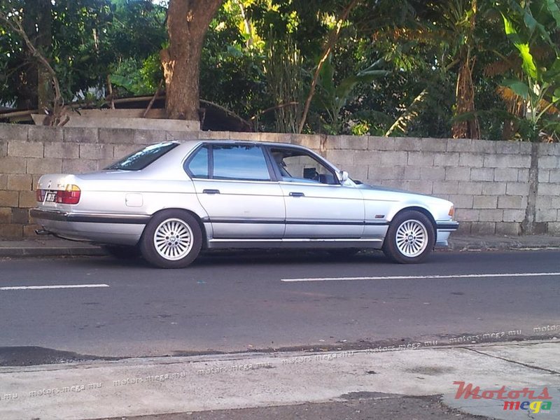 1994' BMW 7 Series photo #1