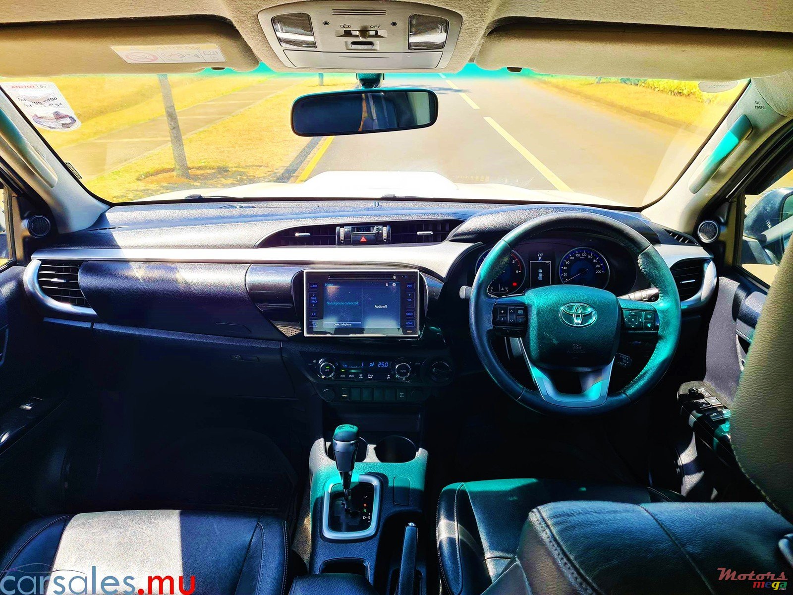 2016' Toyota Hilux Revo 3.0 photo #6