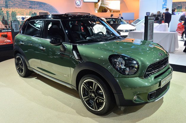 Mini Lifts Veil On Refreshed Countryman in New York