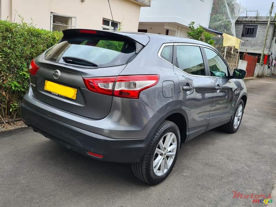 2015' Nissan Qashqai photo #4