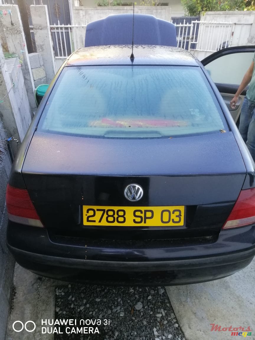 2003' Volkswagen Bora photo #7