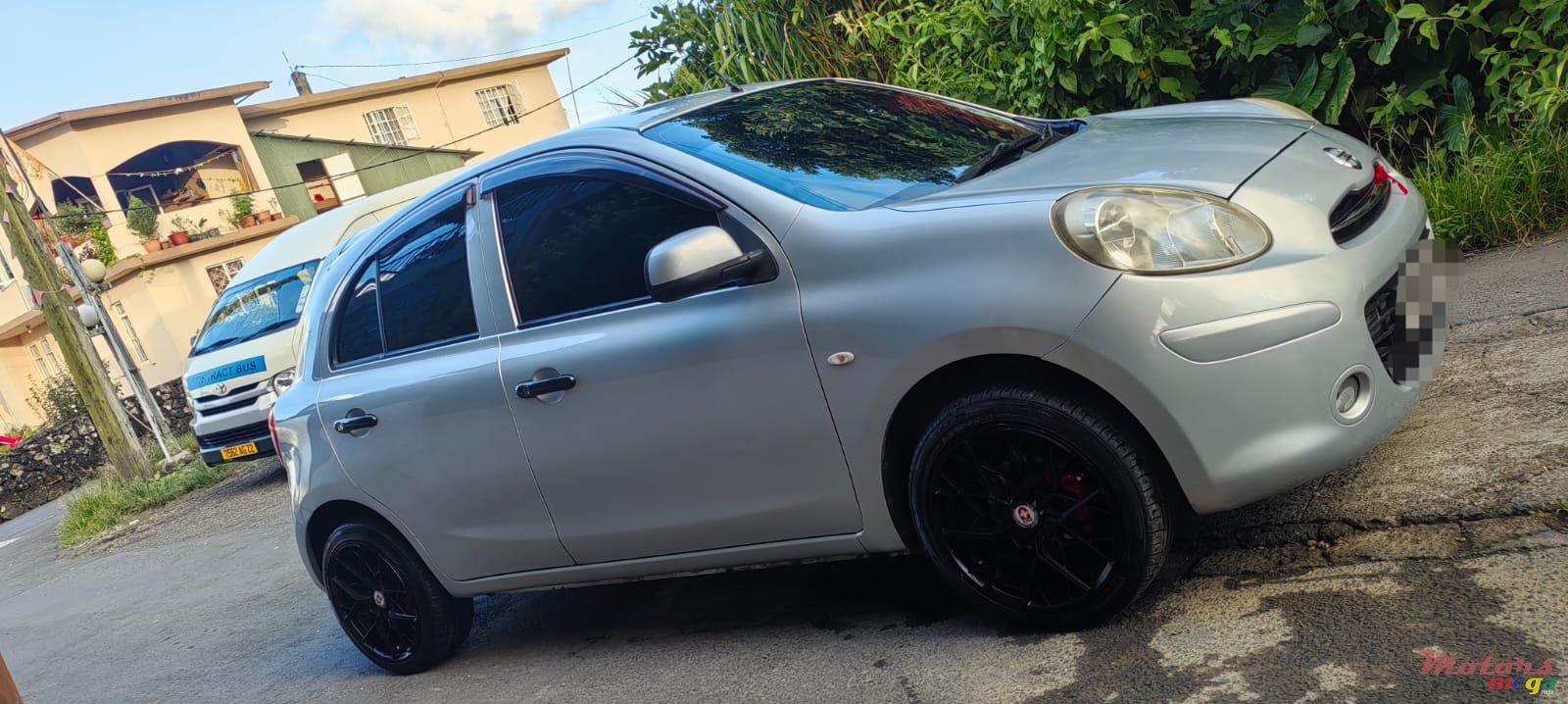 2011' Nissan March photo #2