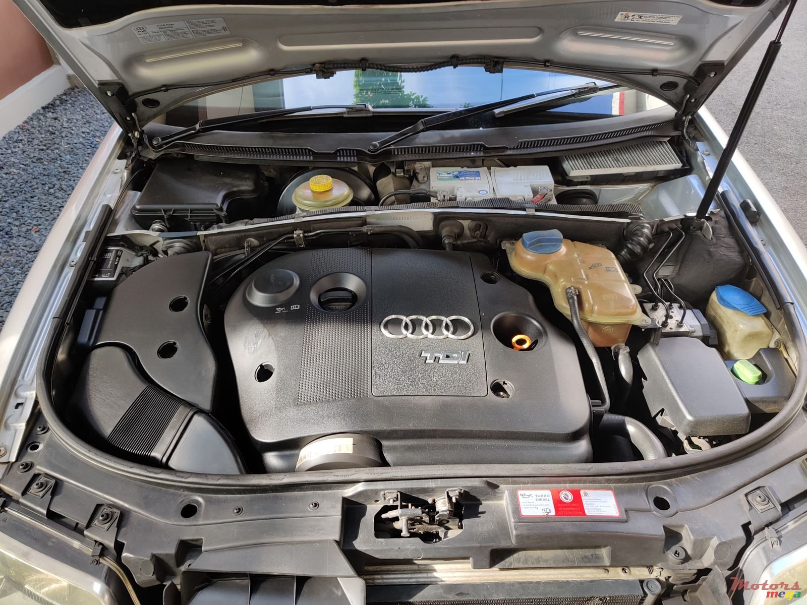 2001' Audi A6 photo #4