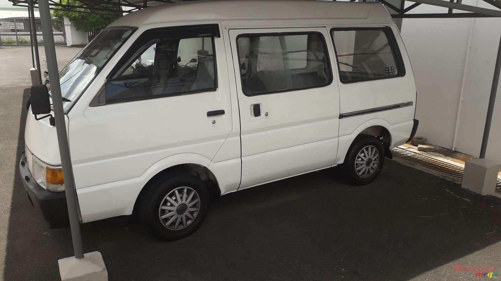 1989' Nissan Vanette pass Private photo #1