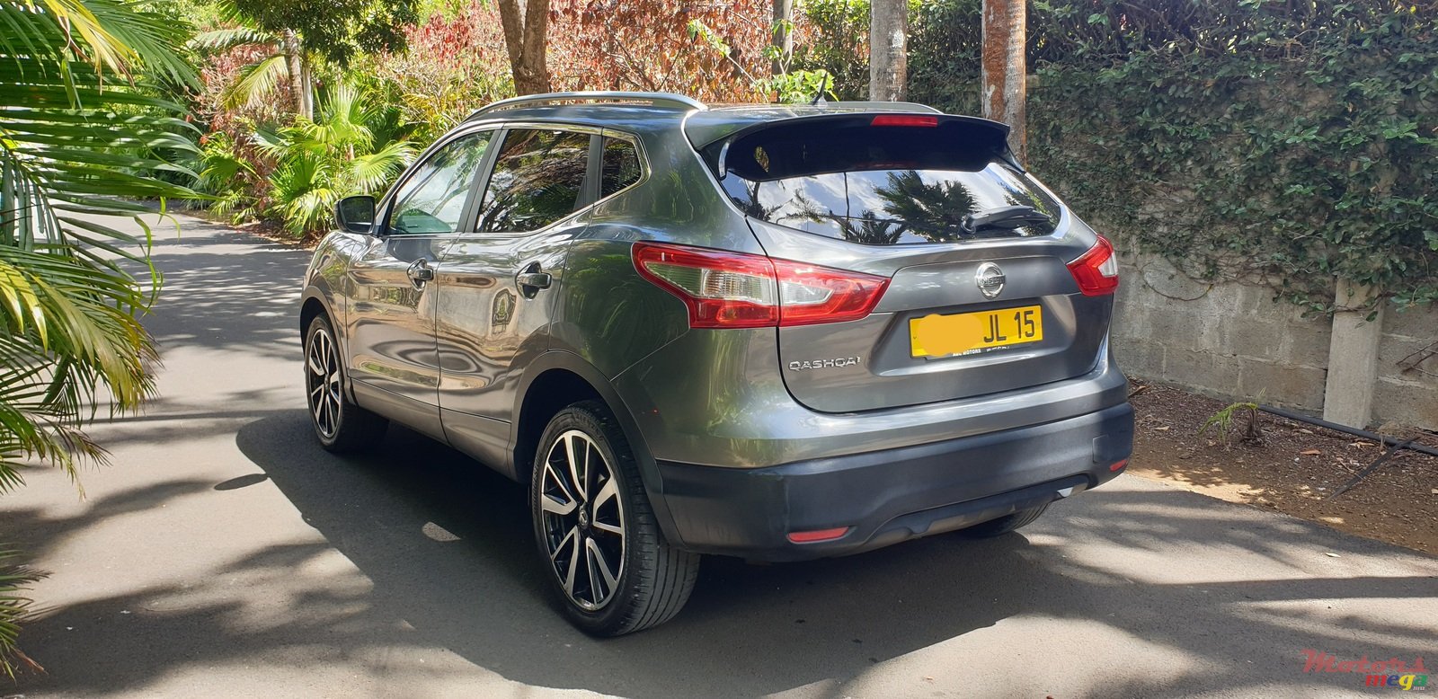 2015' Nissan Qashqai Acenta 1.6 TDI photo #3