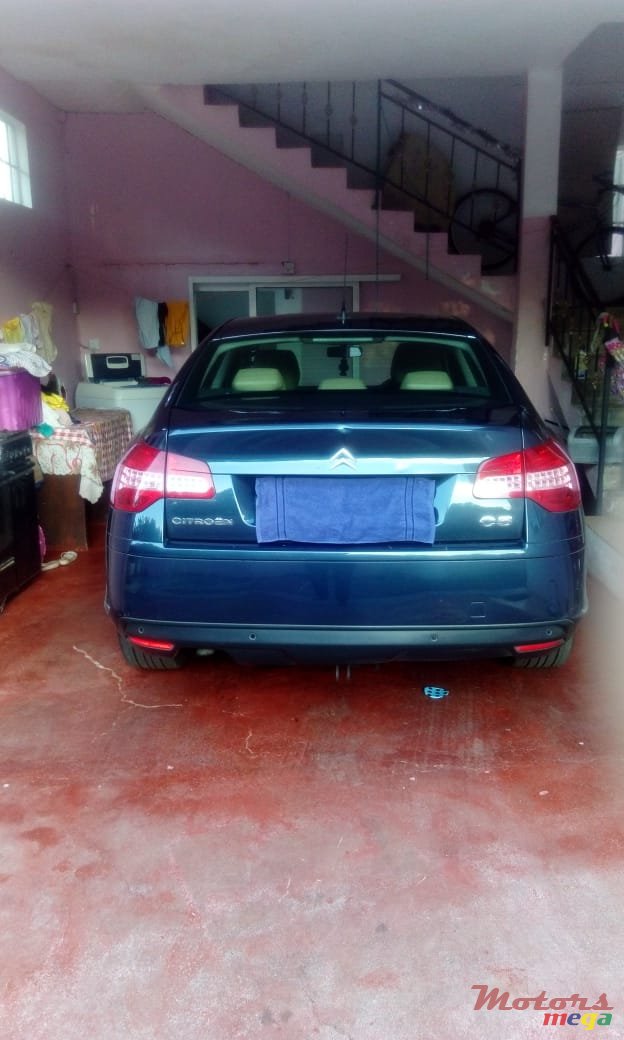 2009' Citroen C5 photo #1
