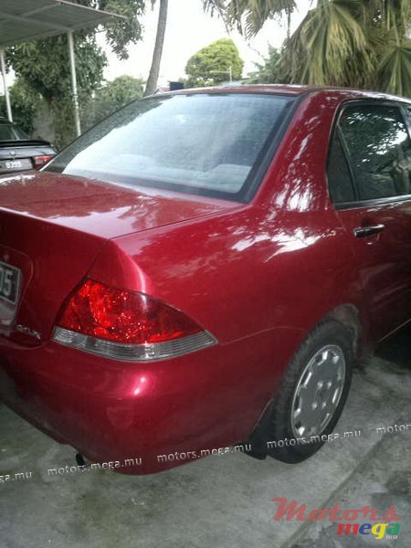 2005' Mitsubishi GLX photo #6