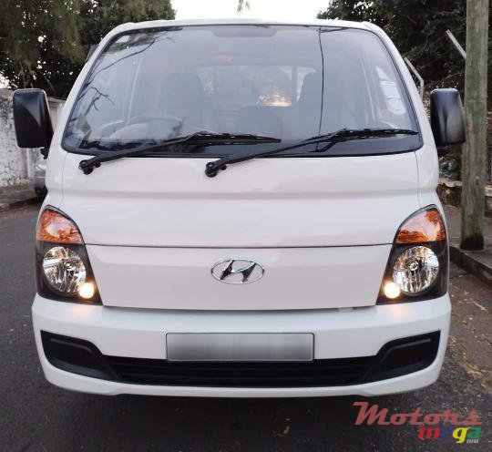 2019' Hyundai H10 photo #2