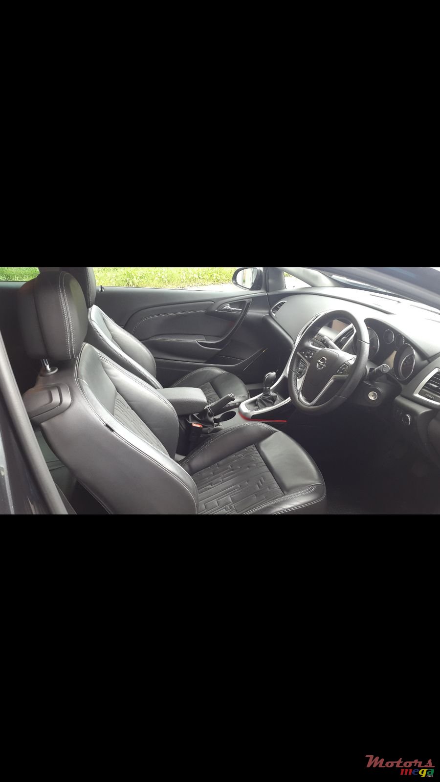 2016' Opel Astra GTC photo #2