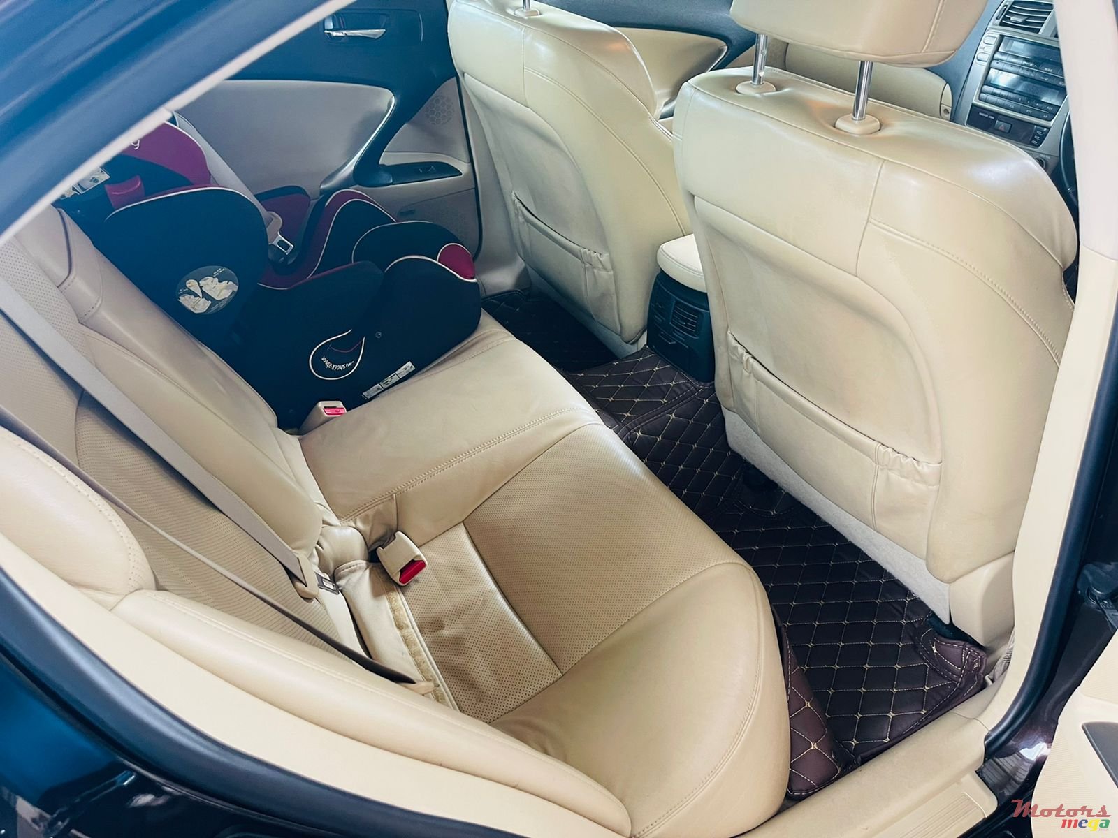 2008' Lexus IS 250 photo #7