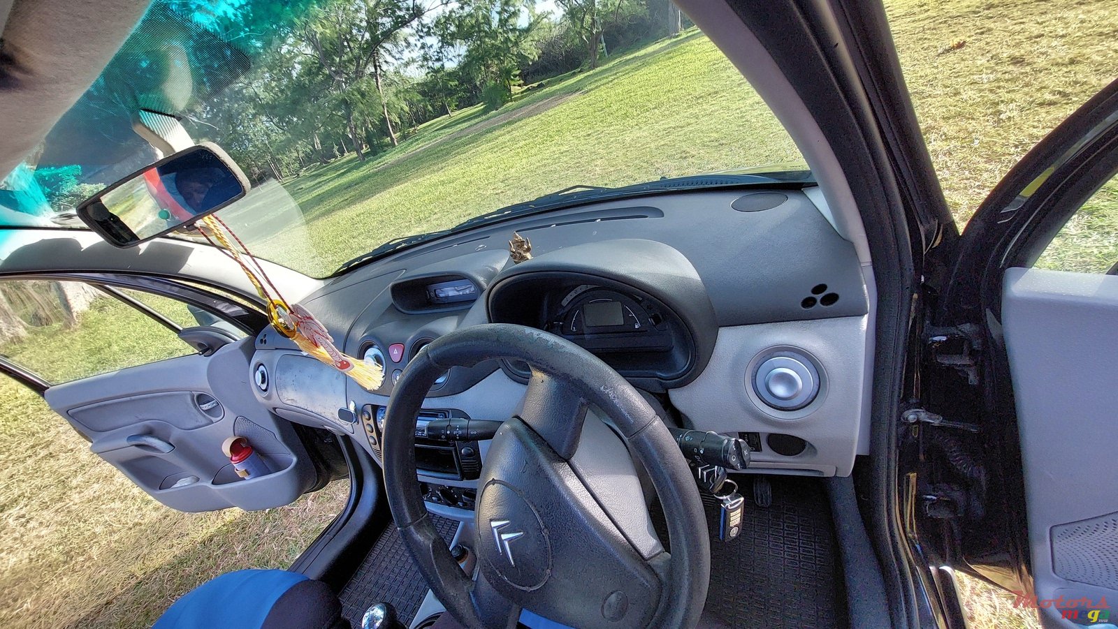 2004' Citroen C3 Manual photo #1