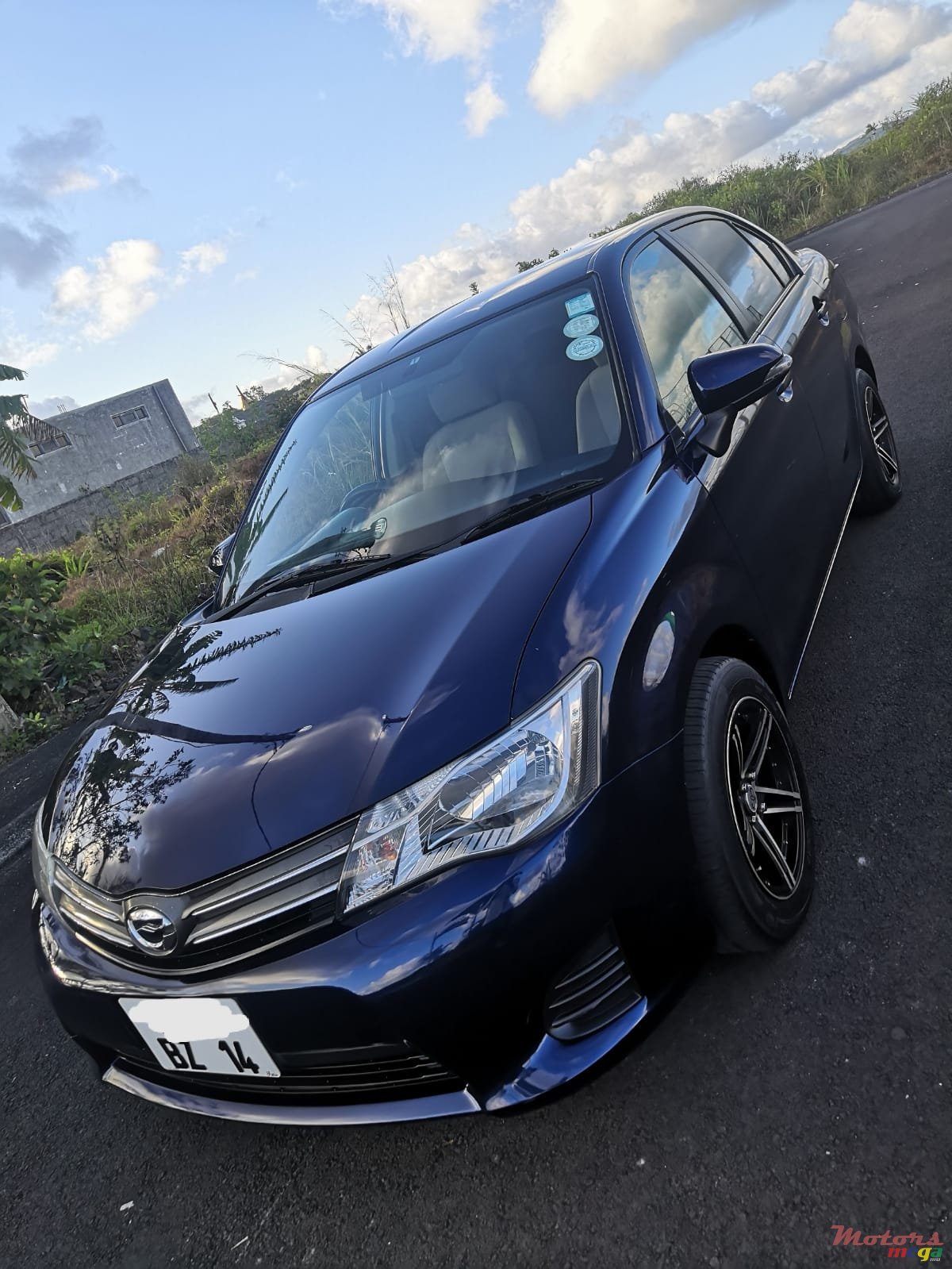 2014' Toyota Axio Japan photo #1