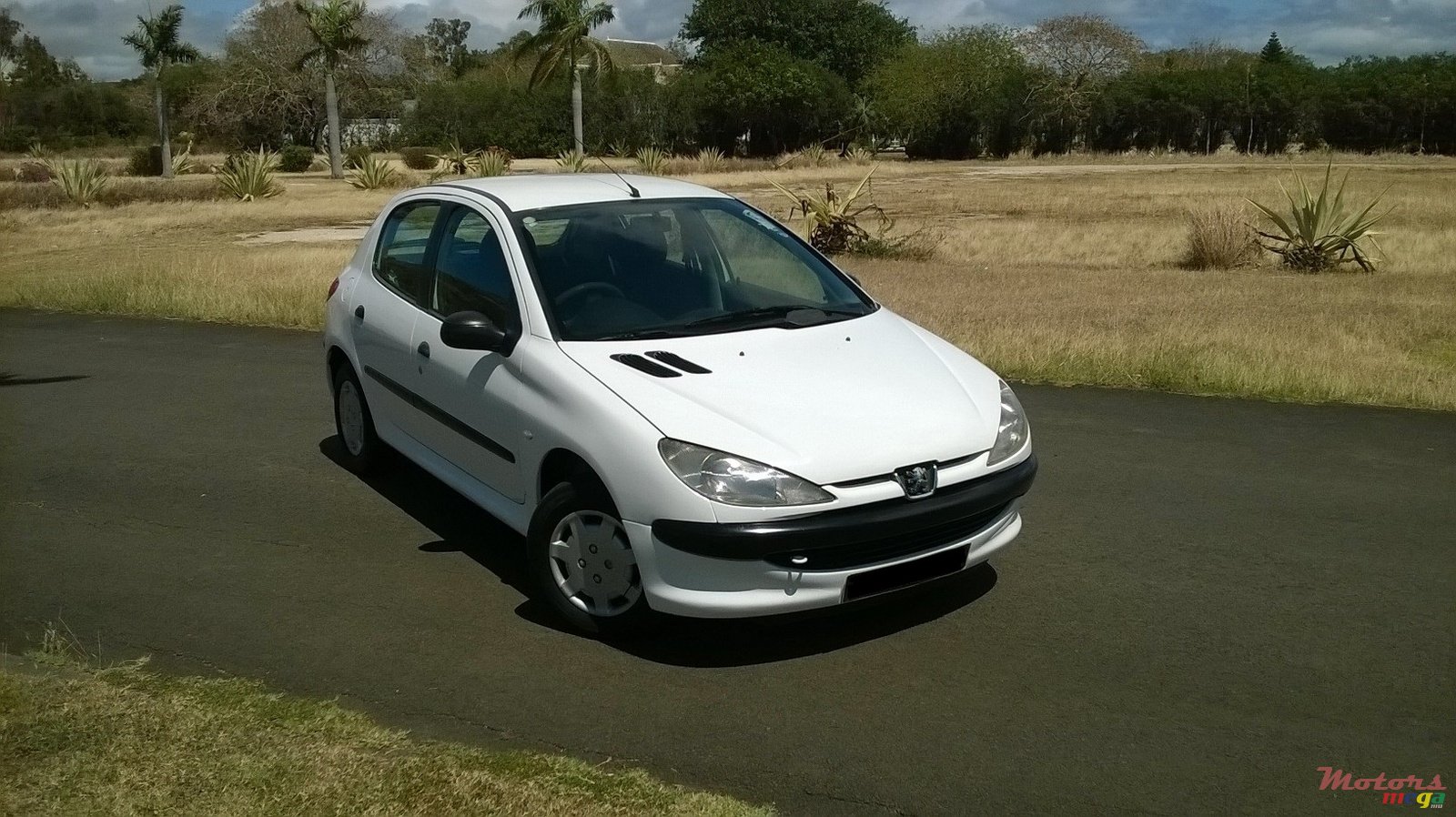 2000' Peugeot 206 photo #1