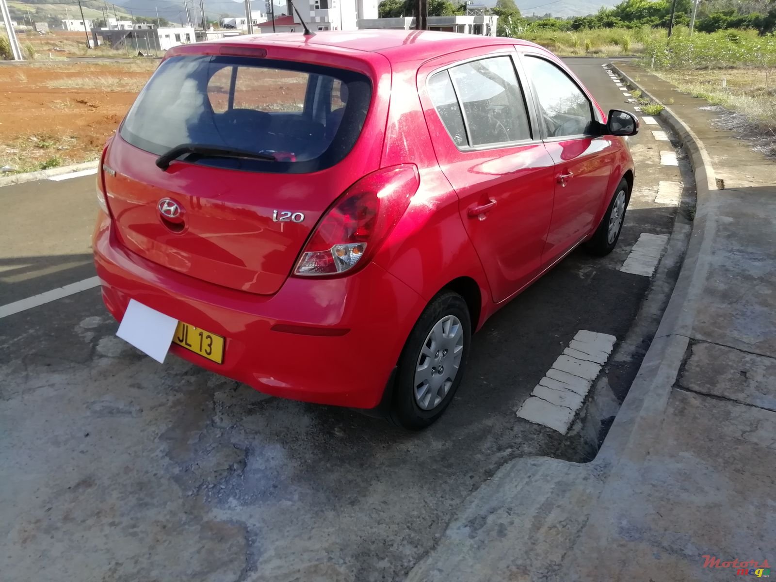 2013' Hyundai i20 photo #2