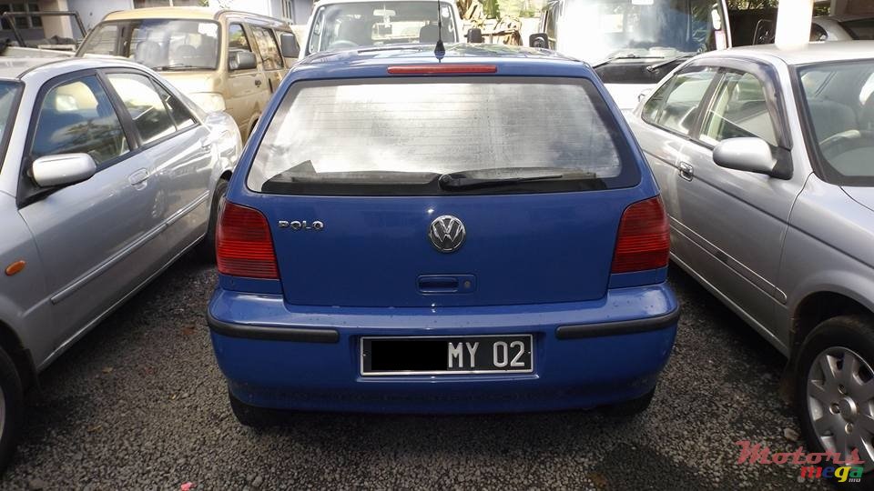 2002' Volkswagen Polo photo #4