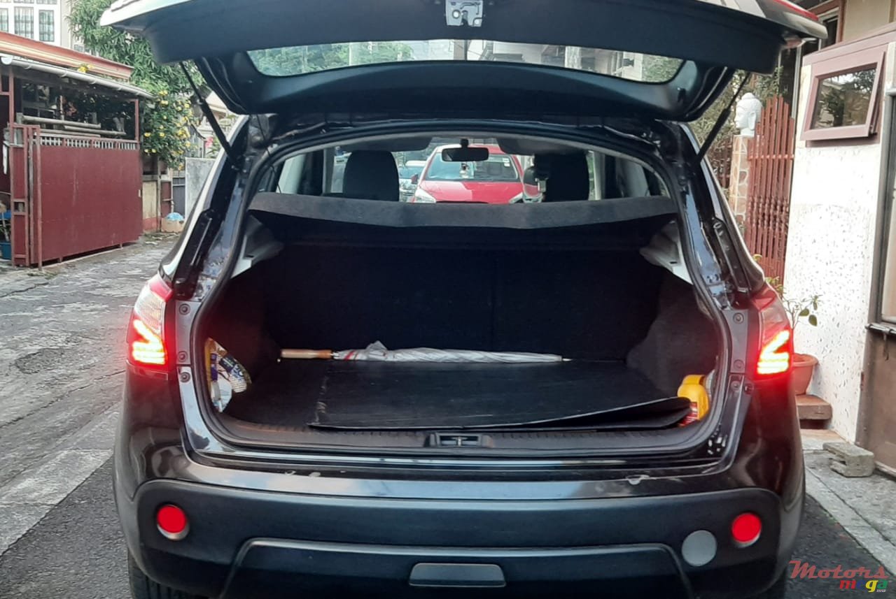 2013' Nissan Qashqai photo #5