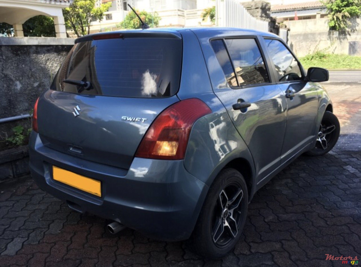 2006' Suzuki Swift photo #4