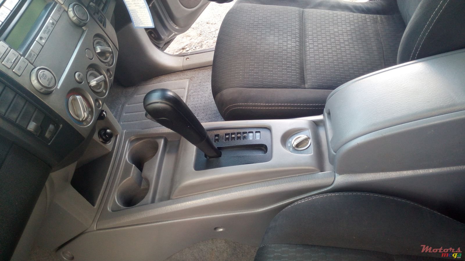 2010' Ford Ranger 4 x 4 XLT photo #3