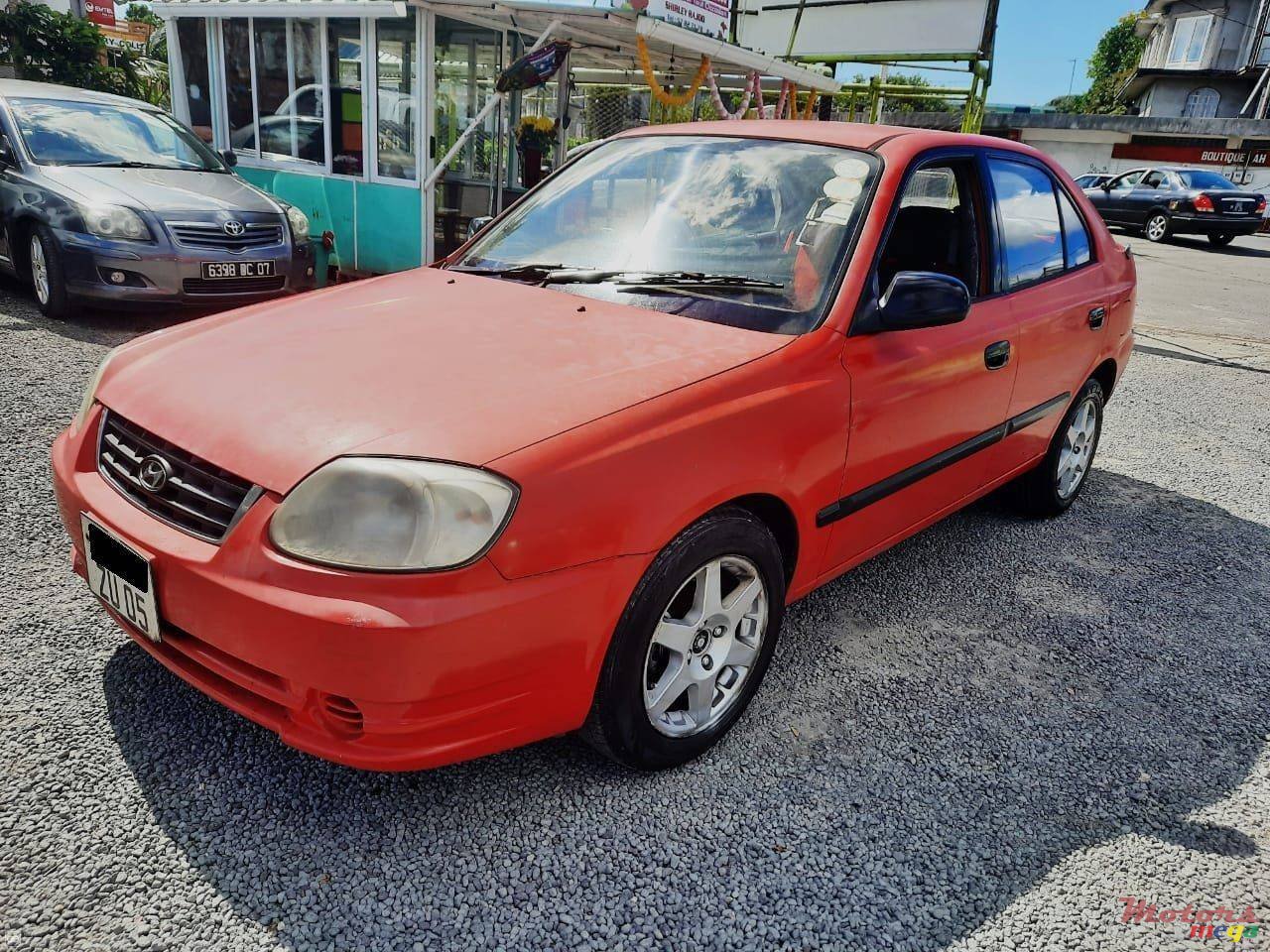 2005' Hyundai Accent photo #3