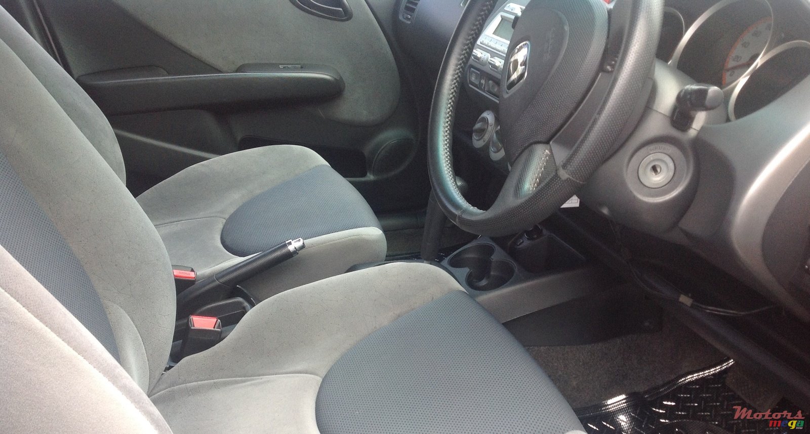 2007' Honda Fit photo #3