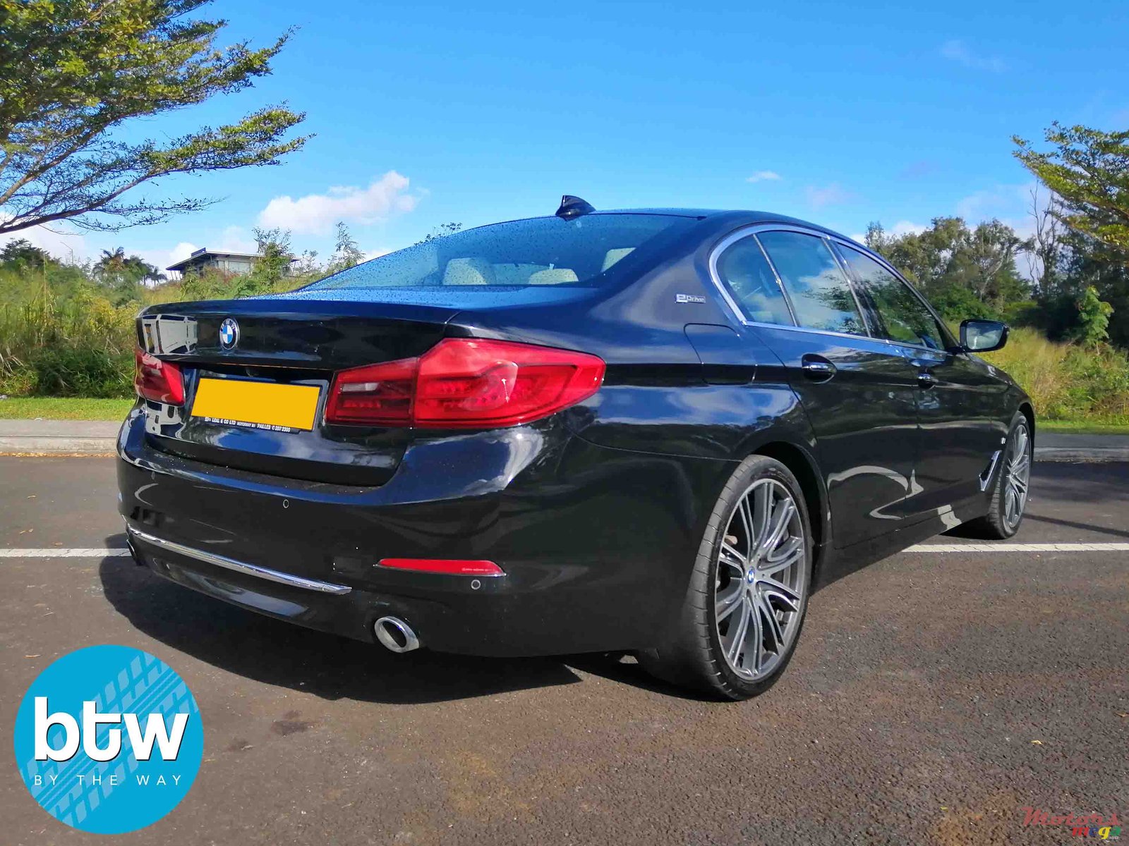 2018' BMW 530 photo #3