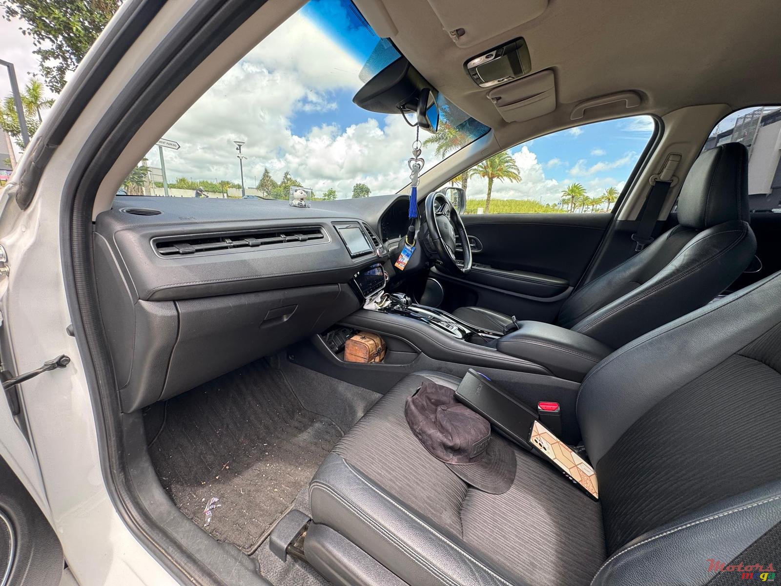 2020' Honda HR-V photo #3