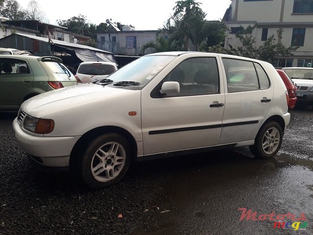 1999' Volkswagen Polo photo #3