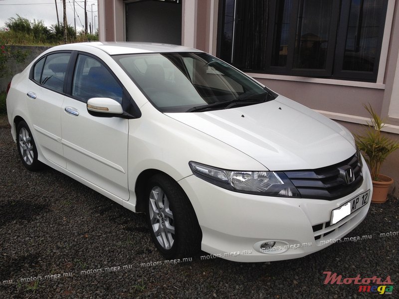 2012' Honda City photo #1