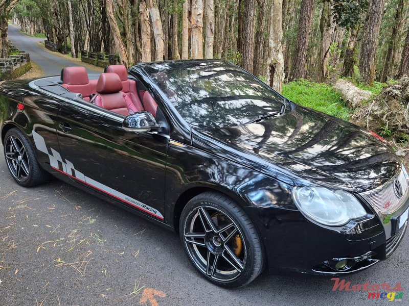 2007' Volkswagen Eos FSI Convertible photo #1