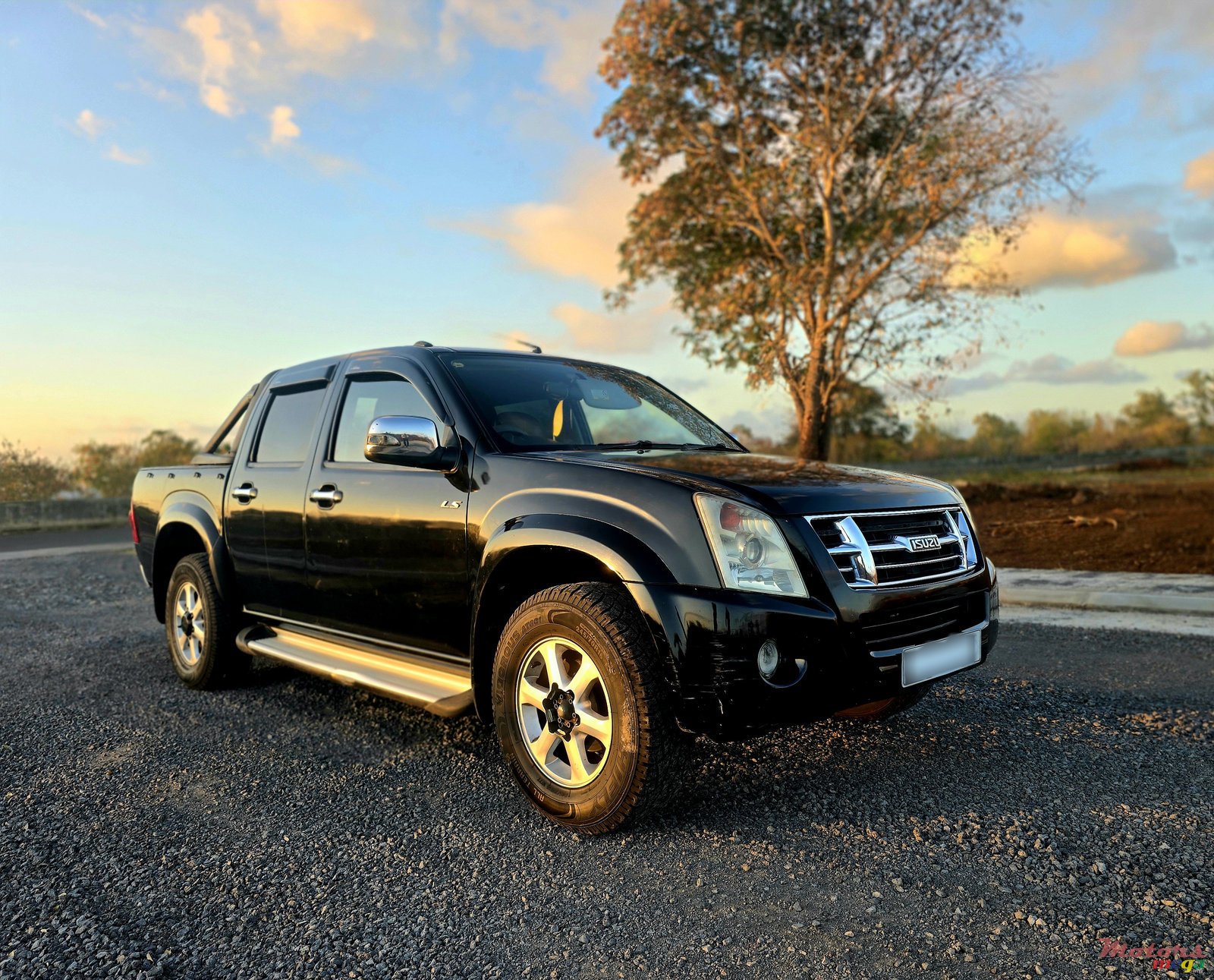 2007' Isuzu D-Max Automatic  4x4 photo #4