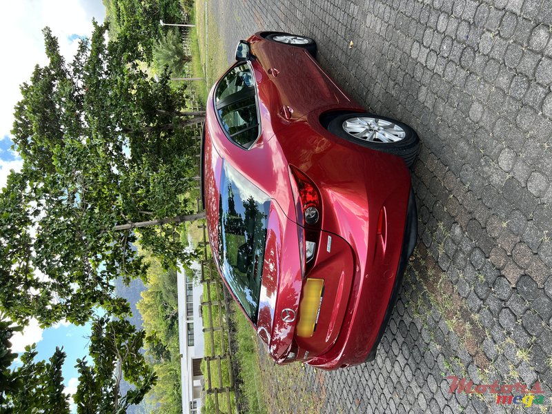 2016' Mazda photo #4