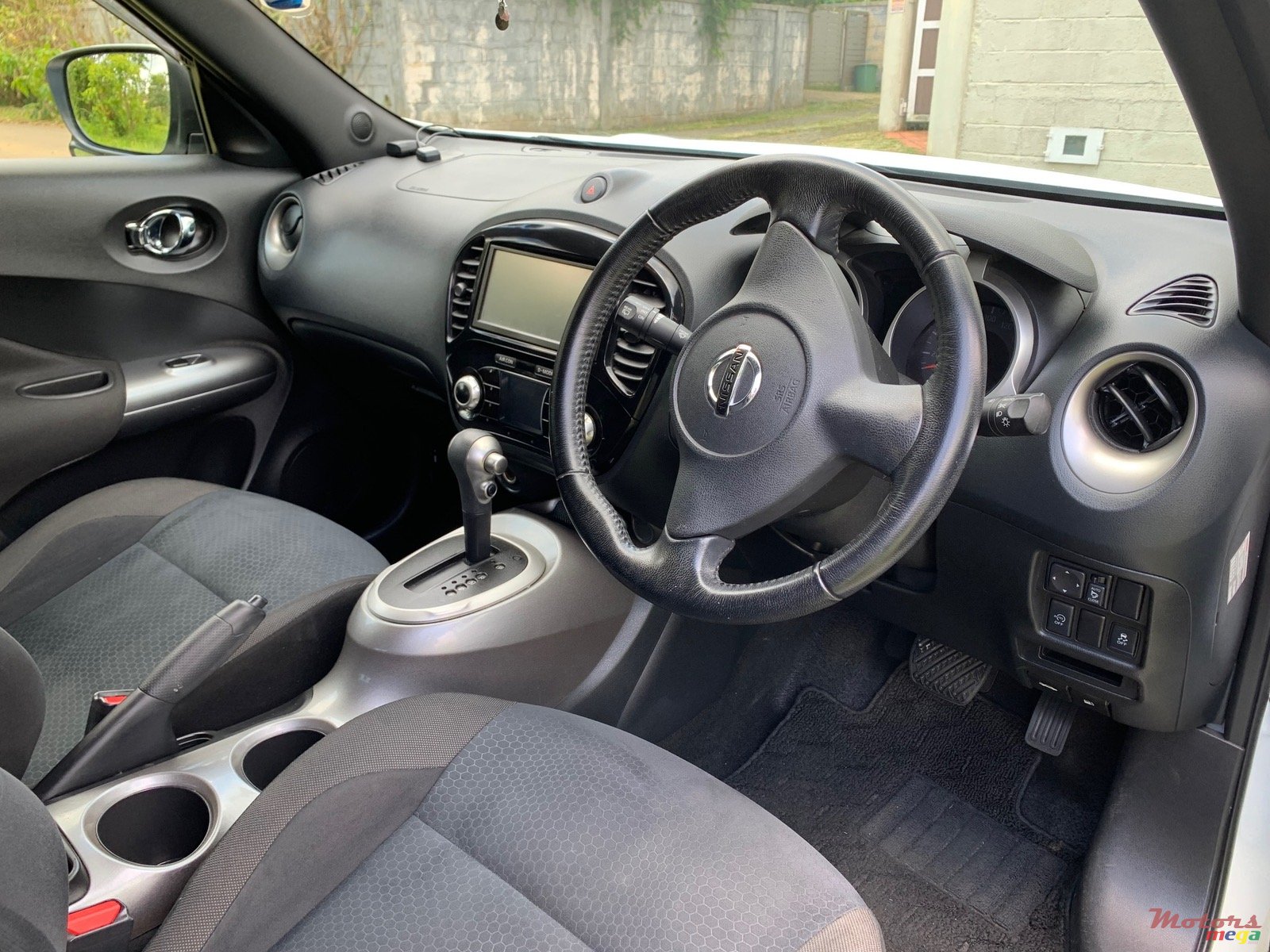 2015' Nissan Juke photo #5