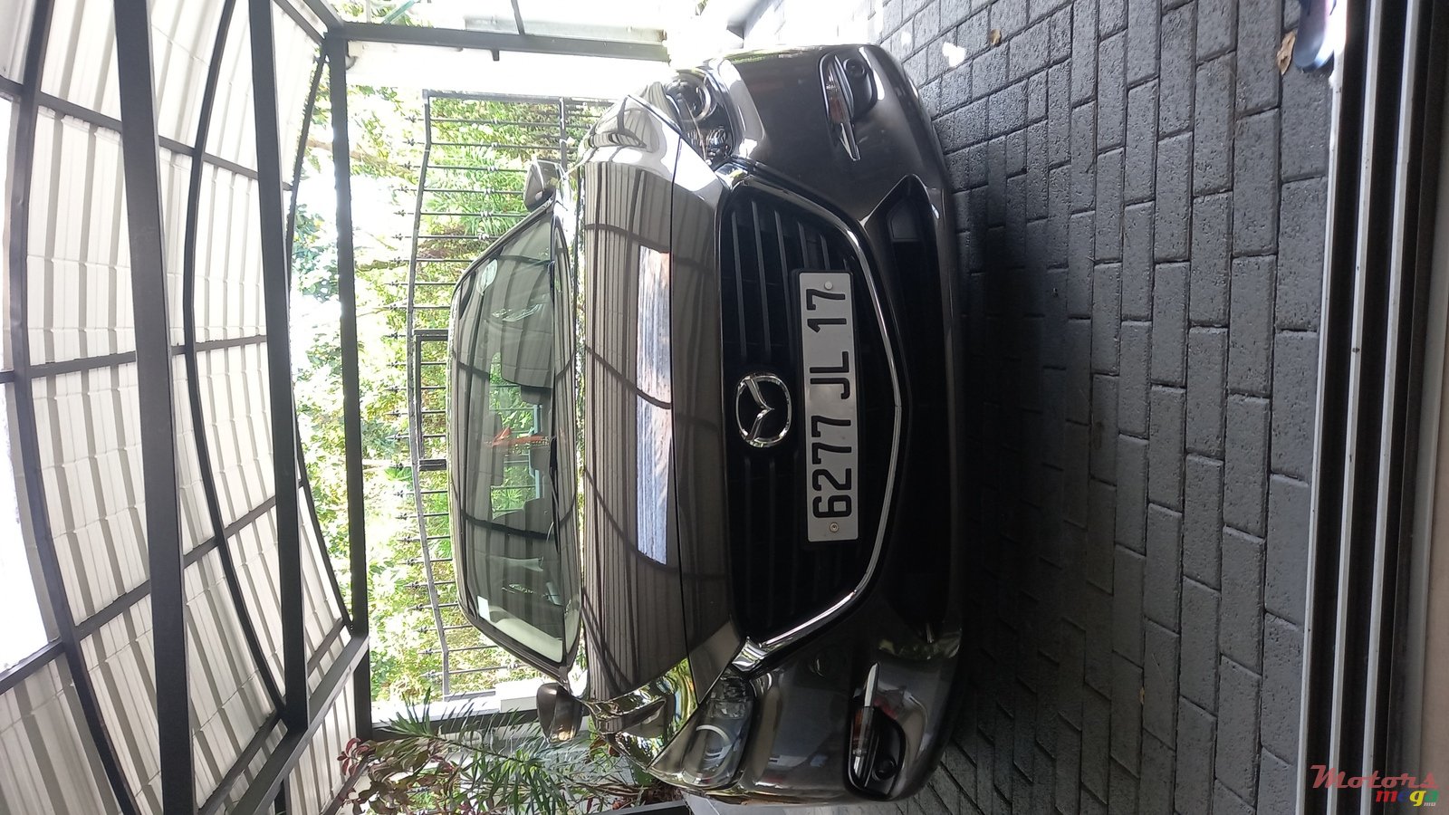 2017' Mazda 3 photo #4